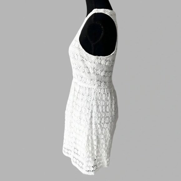 BB Dakota Andree White Lace Dress - Picture 4 of 15